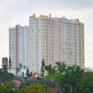 Tòa nhà nơi căn hộ tọa lạc