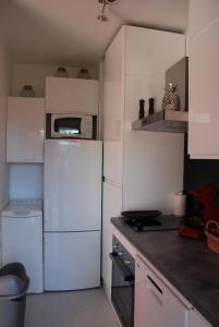 Köök või kööginurk majutusasutuses Studio - Juan les pins - proximité plages