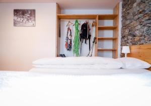 Bed&Bike Tremola San Gottardo客房内的一张或多张床位