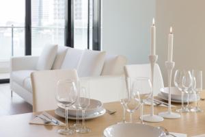 A seating area at Stylish elegant Suite in Torre Solaria with exclusive Milan's view