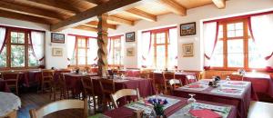 Restaurace v ubytování Rifugio Ghiacciaio dei Forni