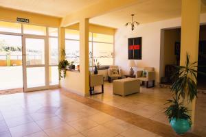 Afbeelding uit fotogalerij van Apart Sabina del Mar in Mar de Ajó +49 foto's