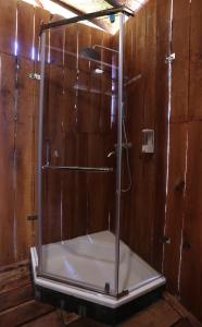Ein Badezimmer in der Unterkunft Kampung Canggu