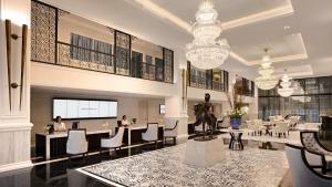 Posezení v ubytování Mövenpick Myth Hotel Patong Phuket