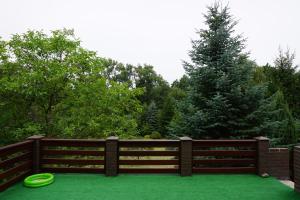 Ein Garten an der Unterkunft Insko Home & Sauna