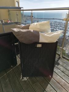 Φωτογραφία από το άλμπουμ του Panoramic sea views, sleeps 4, Torquay σε Torquay