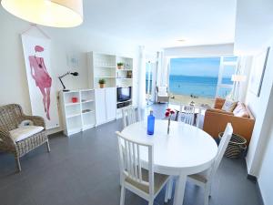 Gallery image of La Manga Beach Club Apartments in La Manga del Mar Menor