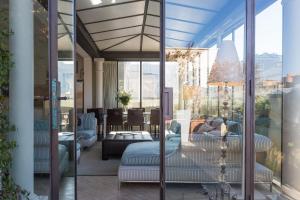 A balcony or terrace at Amazing Penthouse Piazza Venezia