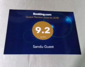Certifikát, hodnocení, plakát nebo jiný dokument vystavený v ubytování Sandu Guest