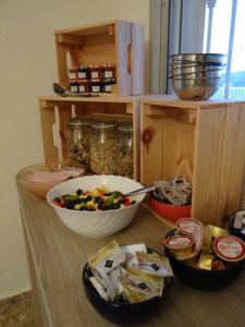 Jedlo v ubytovaní bed & breakfast alebo blízkom okolí