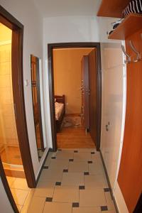 A bathroom at Levendula apartman