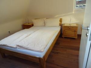 Postel nebo postele na pokoji v ubytování Hotel & Weinstube Restaurant Filling