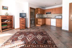 A kitchen or kitchenette at Sonnen Residence