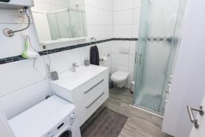 Kúpeľňa v ubytovaní Marea Apartments