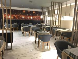 Restaurace v ubytování Paco Hotel Dongpu Guanghzou -Free Shuttle Bus for Canton Fair