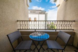 Een balkon of terras bij Childlike B&B