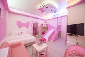 Een TV en/of entertainmentcenter bij Childlike B&B
