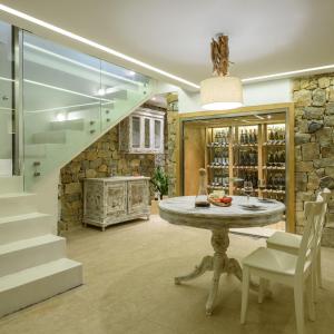 Gallery image of Cellaria Estate Exclusive in Vlychada
