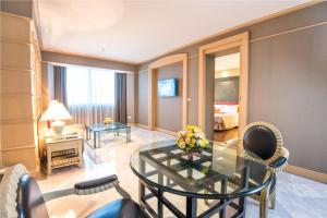 Gallery image of The Maruay Garden Hotel in Bangkok