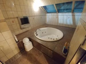 Vannituba majutusasutuses Hotel Allure (Adult Only)