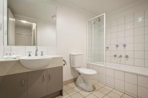 Un baño de Quest Warrnambool