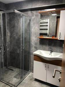 Koupelna v ubytování Masal Hotel + 37 fotografií