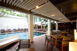 Bazén v ubytování Sunshine Hotel & Residences nebo v jeho okolí