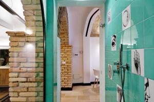 Kylpyhuone majoituspaikassa Restart Accommodations Ada