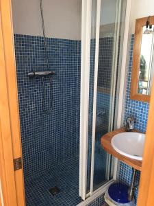 Ванная комната в Espectacular apartamento cerca de Barcelona con free wifi