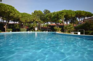 The swimming pool at or close to Villaggio Euro Residence Club