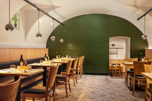 Ресторан / й інші заклади харчування у Hotel Sharingham