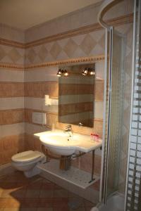 Ένα μπάνιο στο Hotel Saol