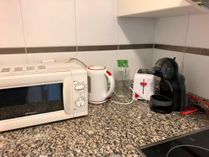 Kuchnia lub aneks kuchenny w obiekcie Clubrent - Apartamentos Apolo 17