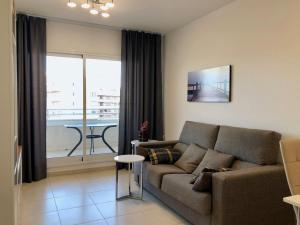 Część wypoczynkowa w obiekcie Clubrent - Apartamentos Apolo 17