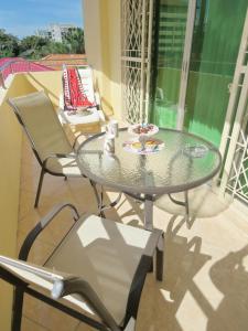 Balkón nebo terasa v ubytování BUTTERFLY GARDEN BOUTIQUE RESIDENCES A luxury oasis & Lifestyle Destination by NEANG The amenities you want at an affordable price EX Large 1-3 bedroom Free WIFI Rain shower Spa Bath Staff 24-7