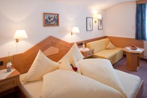 Et opholdsområde på Hotel Jagdhof Bed & Breakfast