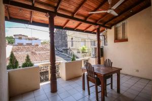 Balkón nebo terasa v ubytování Leynbaan Villa + 19 fotografií