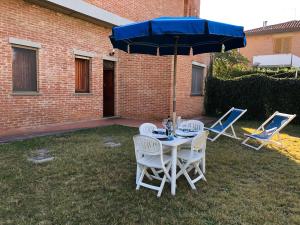 A patio or other outdoor area at Gelso