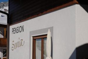 Fotografie z fotogalerie ubytování Appartements Pension Sonia v destinaci Funes