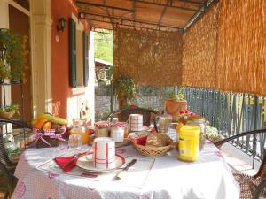 Fotografia z galérie ubytovania B&B Rossociliegia v destinácii Castelbianco