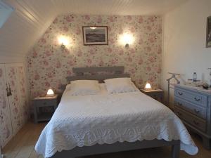 Postel nebo postele na pokoji v ubytování Chambre d'Hôtes Broualeuc