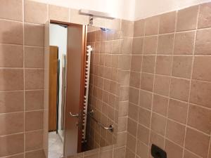 Salle de bains dans l'établissement B&B ALDA