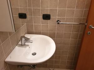 Salle de bains dans l'établissement B&B ALDA