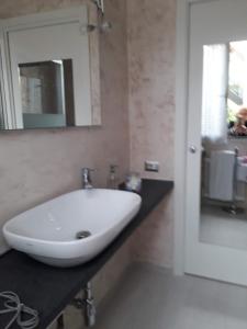 A bathroom at Villa Fabbri