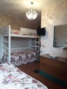 A bed or beds in a room at Villa Fabbri