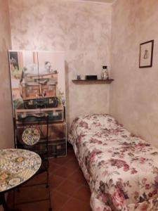 A bed or beds in a room at Villa Fabbri