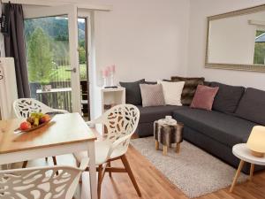 A seating area at Karwendel Apartments II