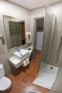 Kúpeľňa v ubytovaní Hotel Galaroza Sierra