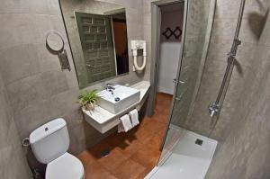 Kúpeľňa v ubytovaní Hotel Galaroza Sierra