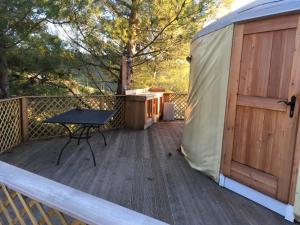 Rõdu või terrass majutusasutuses L.stile Glamping